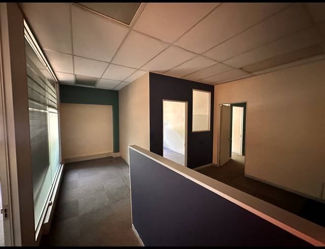 388M² OFFICE TO LET IN PARKTOWN
